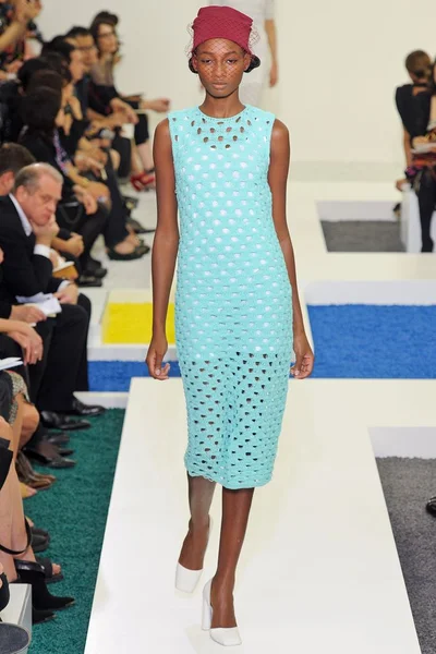 Look 38
